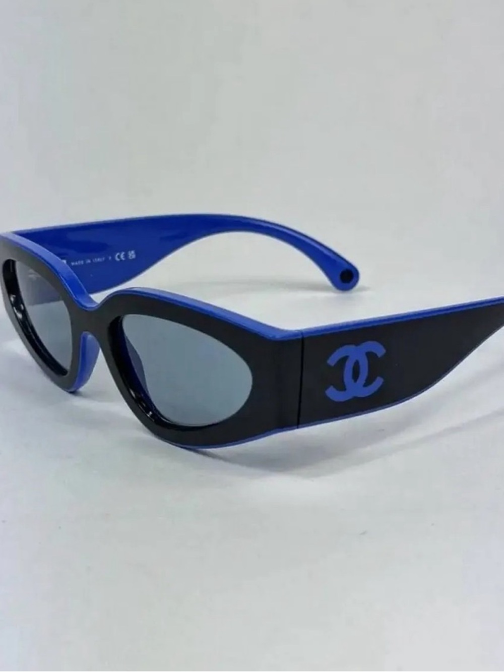 Black and White Cat-Eye Sunglasses with Brown Lenses